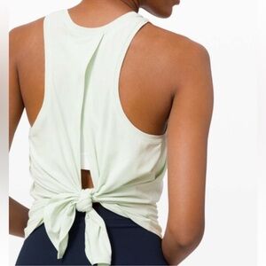 Lululemon All Tied Up tank light green size 4